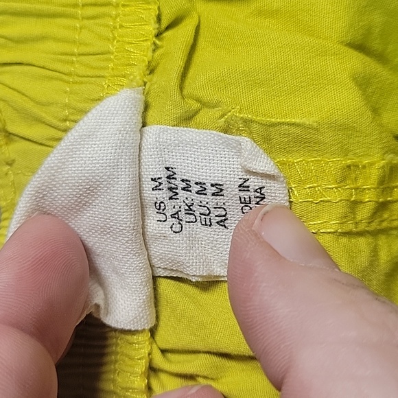 Happily Grey Women's Parachute Cargo Pants in Yellow Size Medium - Picture 5 of 8